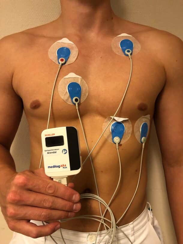 Figur 1: Medilog AR4 Holter monitor som benyttes ved hjertepolinikken i Arendal.
